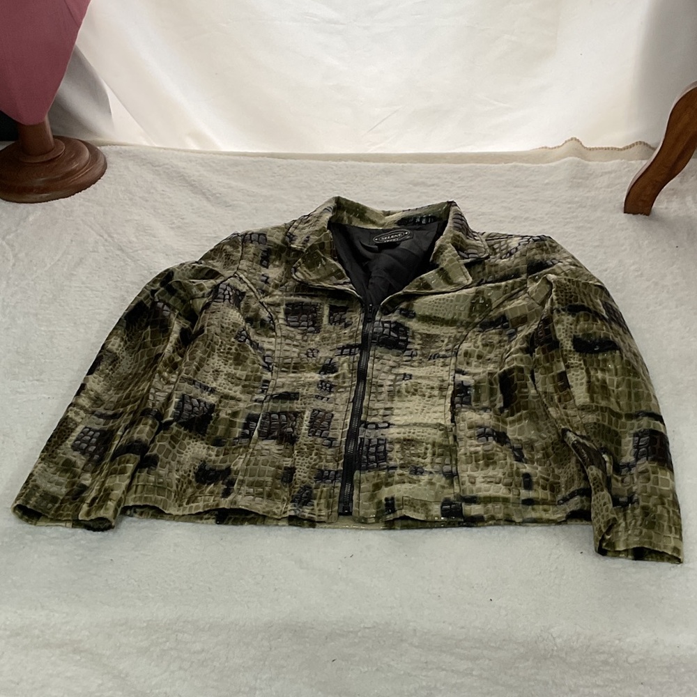Woman’s Selene Olive Patterned Jacket - image 1